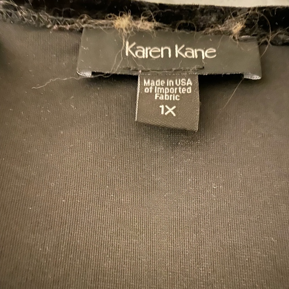 EUC Karen Kane black long sleeved crushed velvet top, 1X - Picture 2 of 3